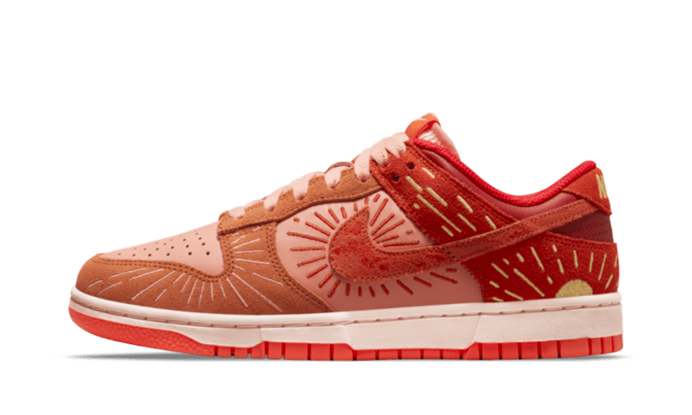 NIKE DUNK LOW SOLSTICE WMNS